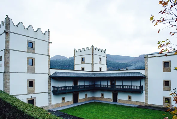 RESTAURACIÓN PALACIO DE ANLEO
