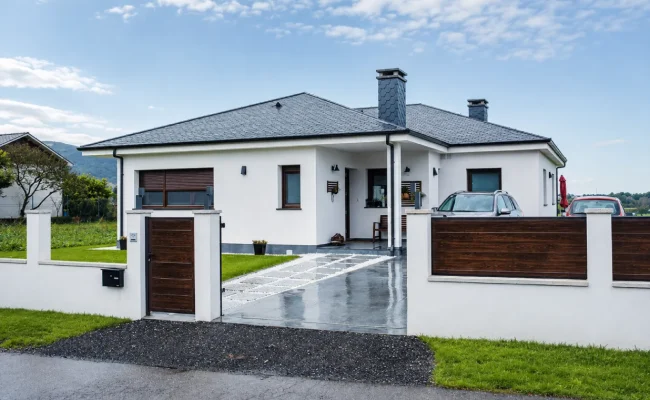 Vivienda unifamiliar privada en Ribadecima, Valdés, Asturias