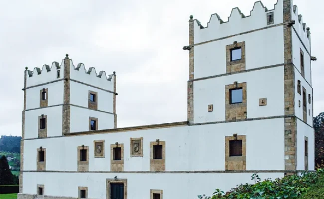 Restauración del Palacio de Anleo en Navia, Asturias